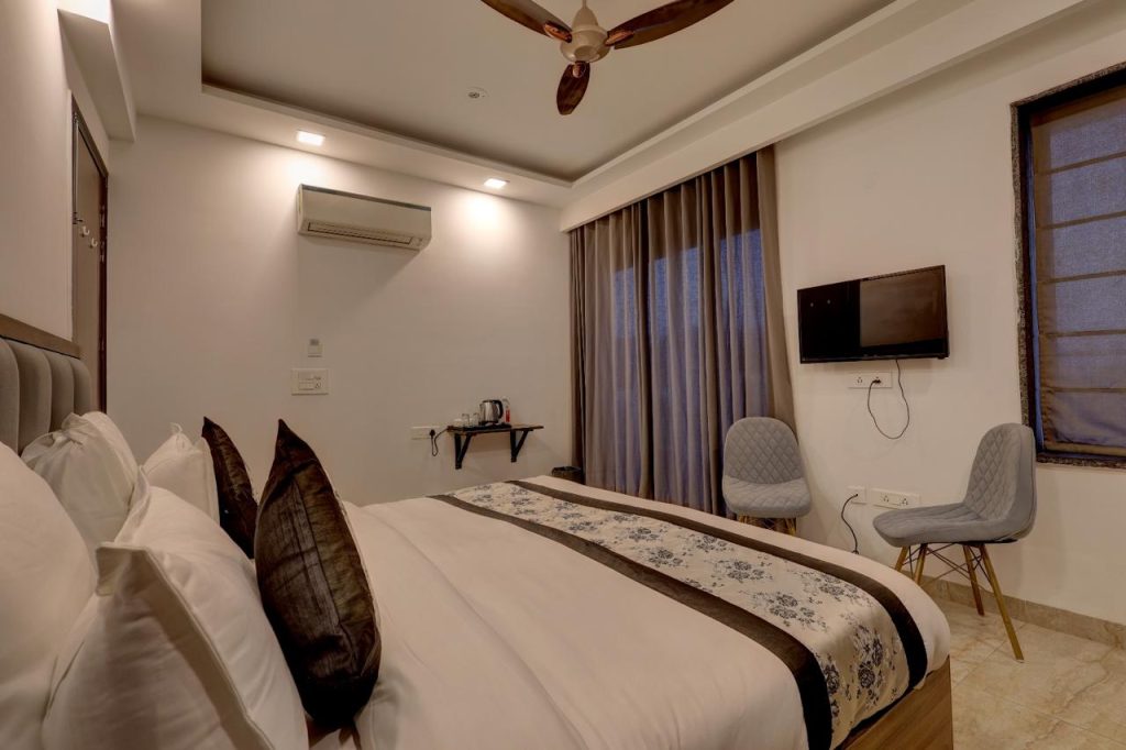 premium rooms in gurgaon