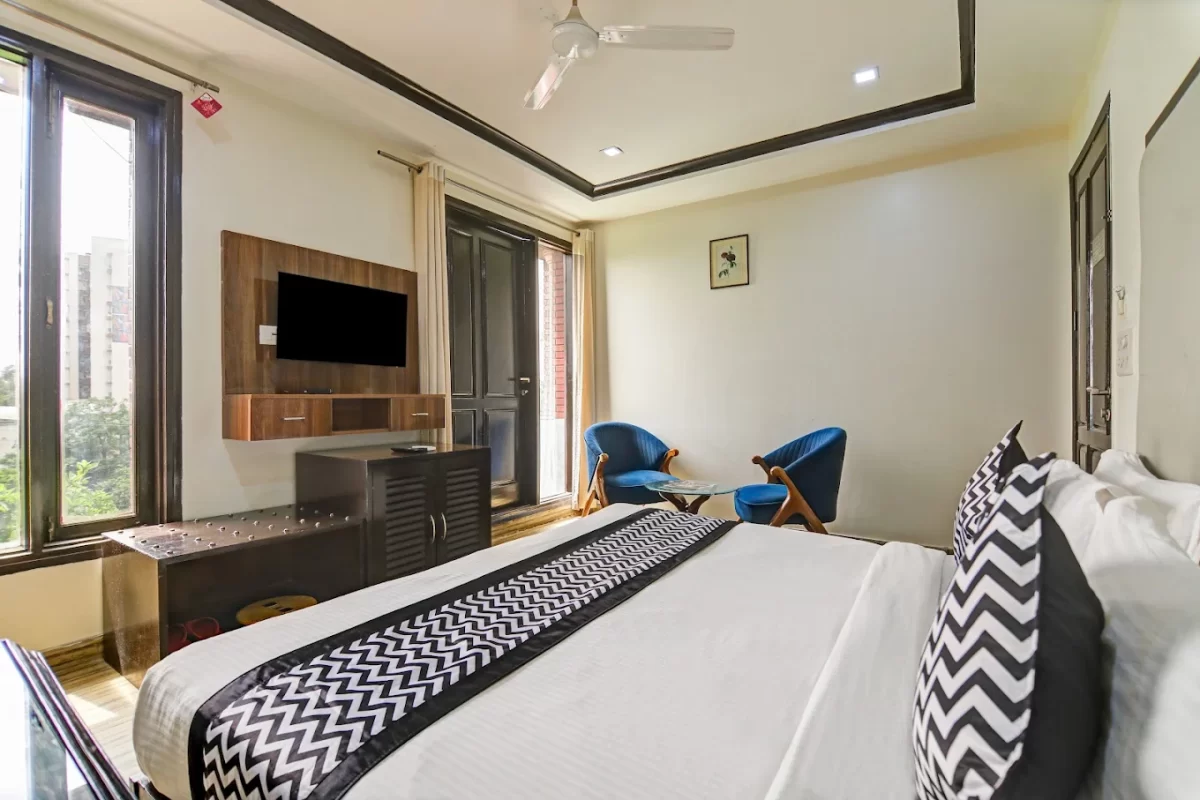 Room in Hotel Veer Palace By Greysky